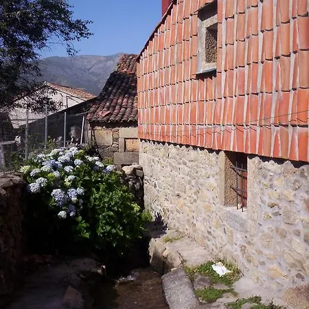 Gasthaus El Tormal Navalonguilla Exterior foto